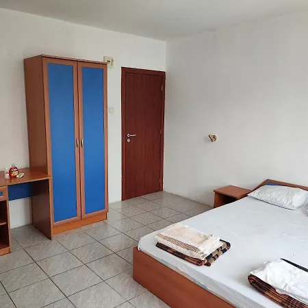 Fa Mol * Σάνι Μπιτς