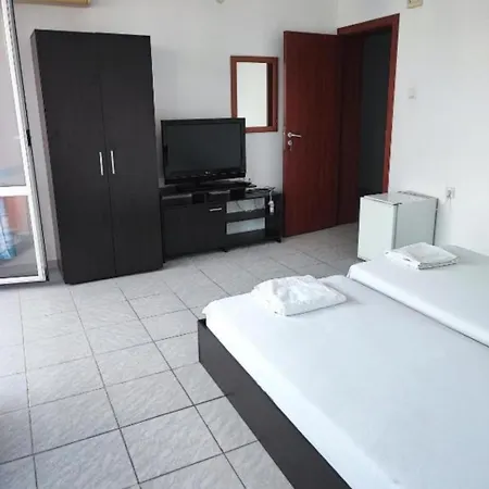 Fa Mol * Σάνι Μπιτς